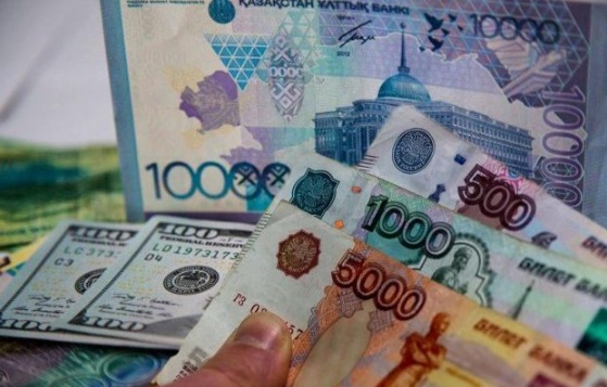 Тенге и рубль ожидает непростая осень — эксперты | Бизнес-мир, деловой  журнал Казахстана
