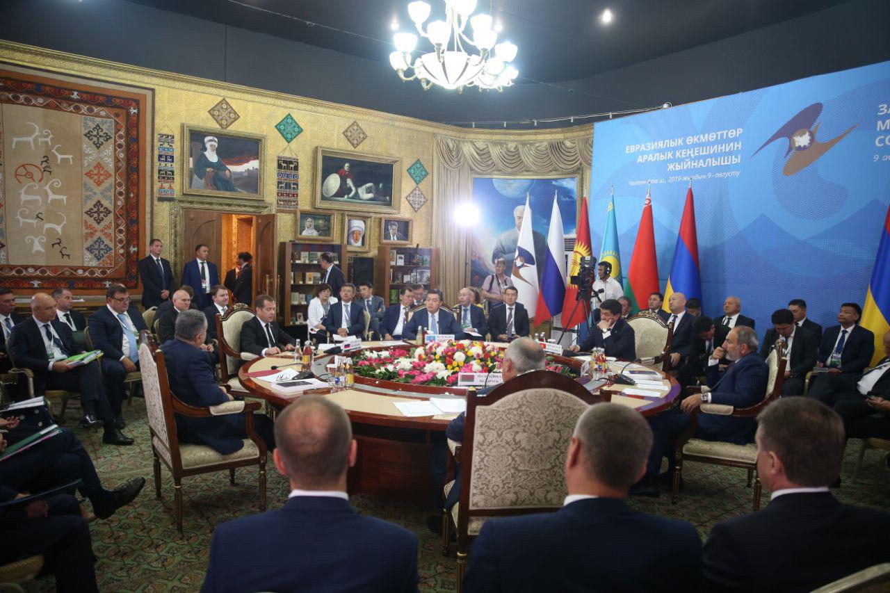 Премьер-Министр Казахстана Аскар Мамин принял участие в заседании Евразийского межправсовета в Кыргызстане